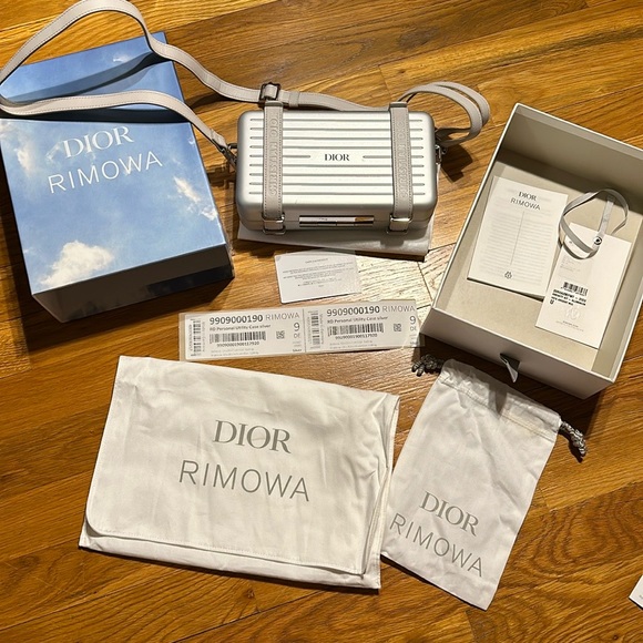 Christian Dior x Rimowa - Amenity Kit - Aluminum - Personal Utility Case Silver - Picture 14 of 16